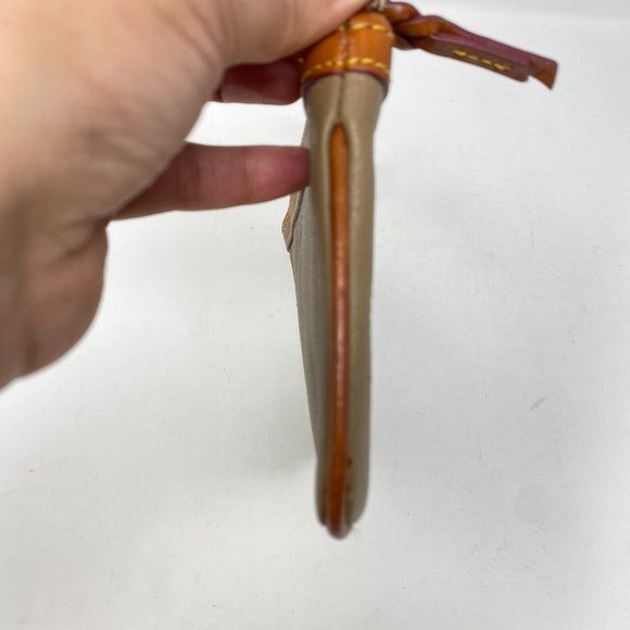 Dooney & Bourke Pebble Grain Medium Wristlet - Picture 10 of 15